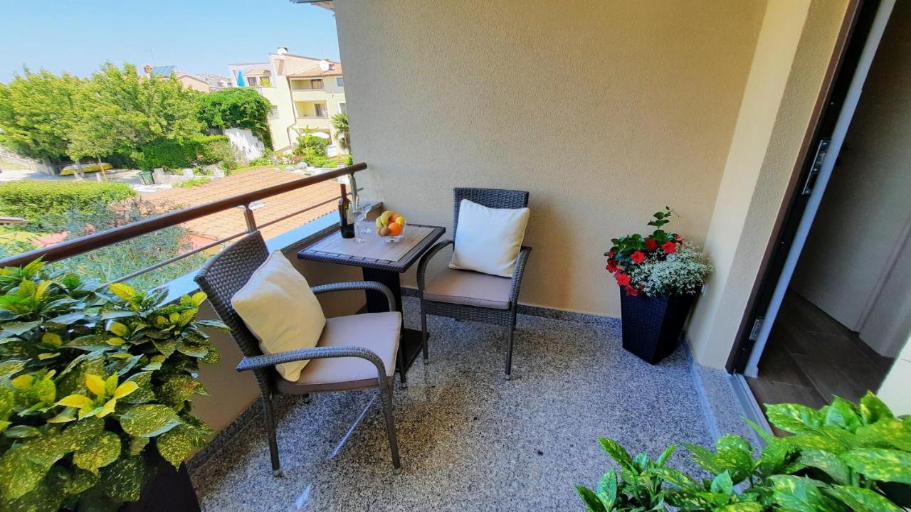 Alea Apartment *