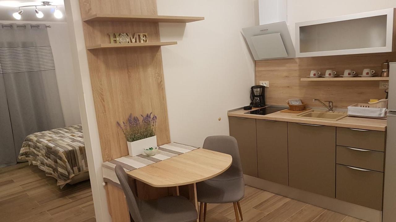 Apartment Alea *