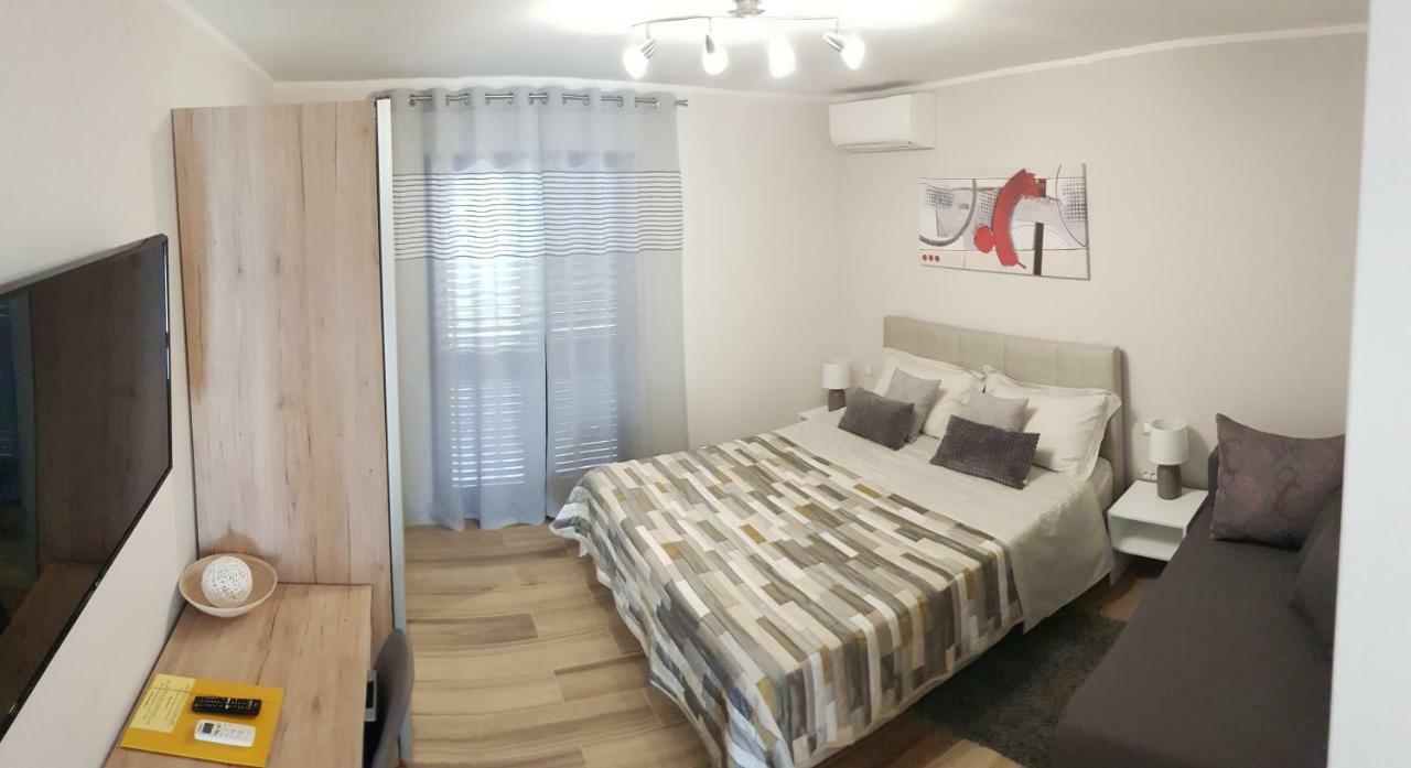 Alea Apartment